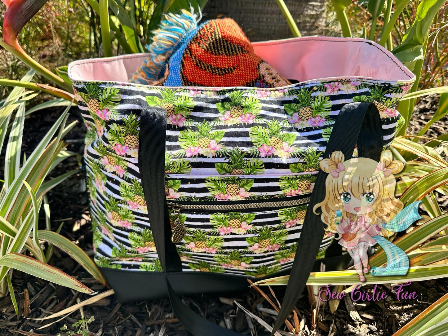 Tropical Paradise - Striped Pineapple