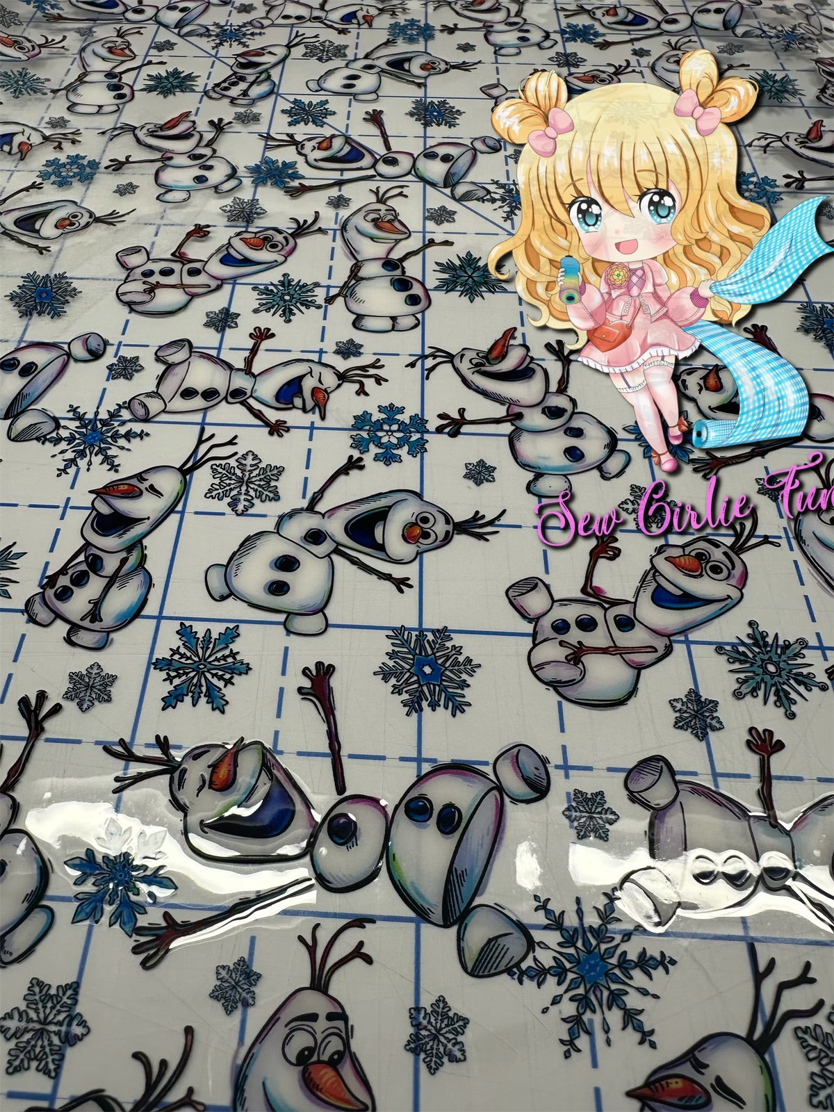CLEAR SILLY SNOWMAN TPU 18" VINYL