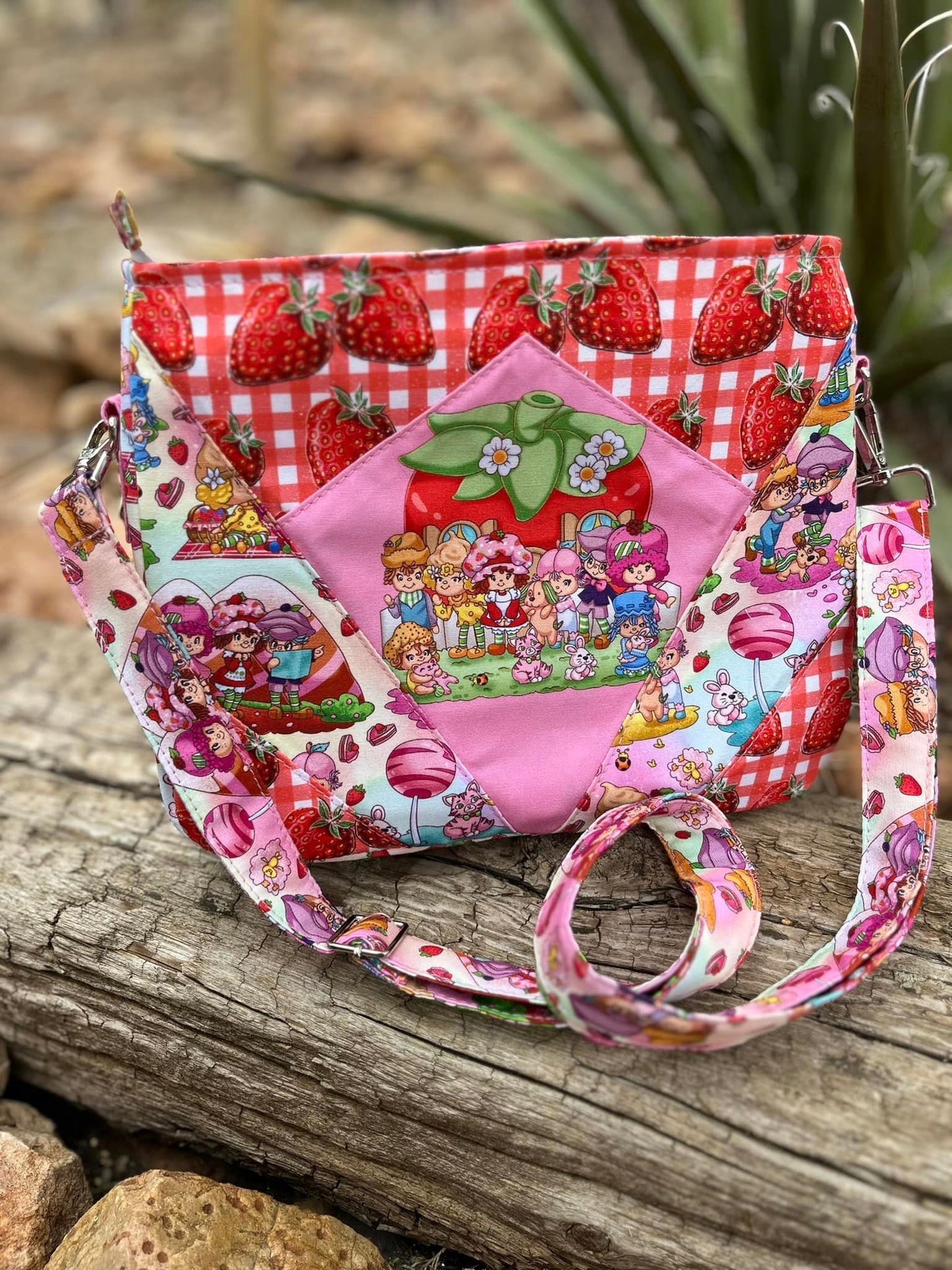 STRAWBERRY KIDS