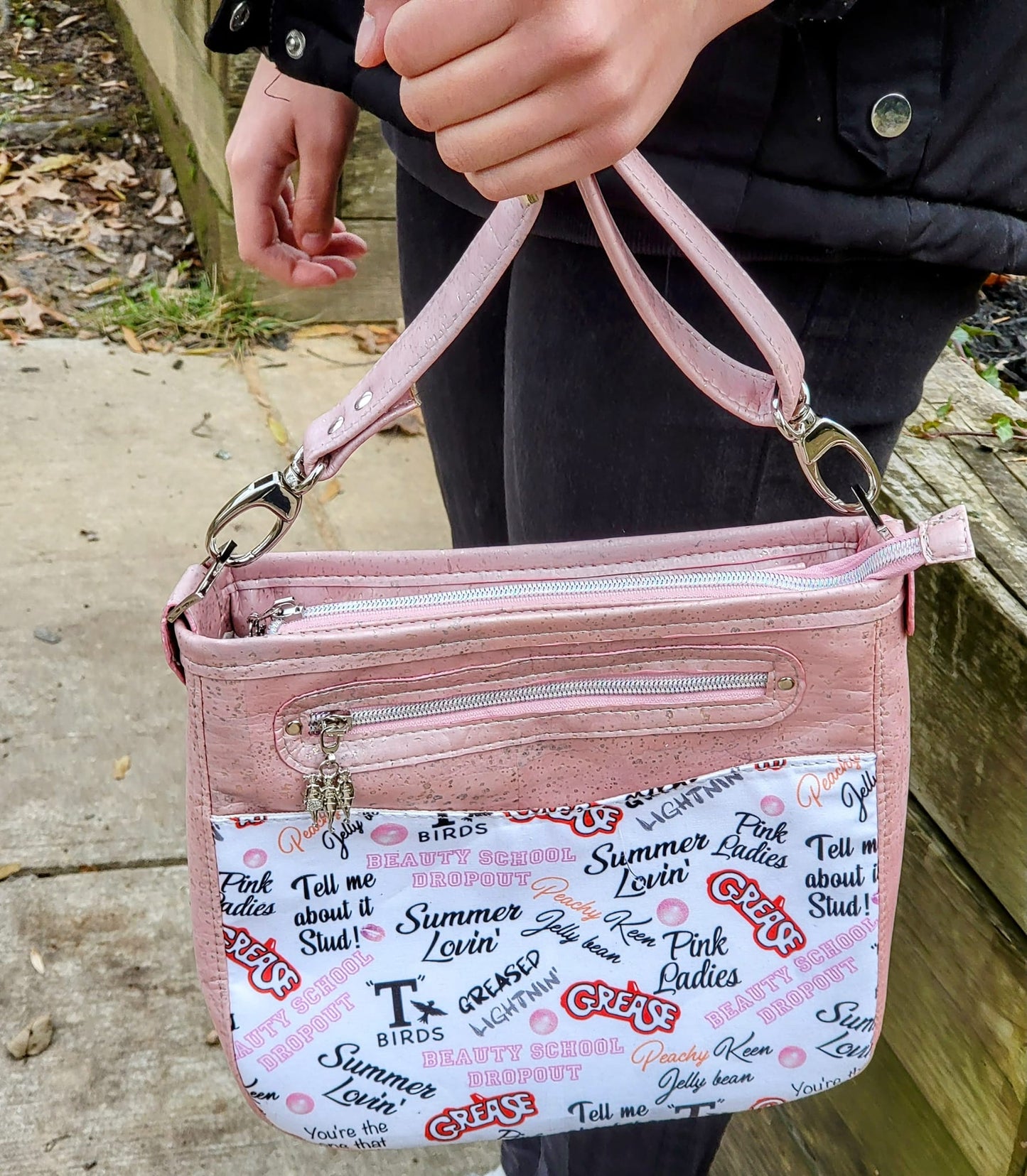 #5 PINK LADIES ZIPPER PULL