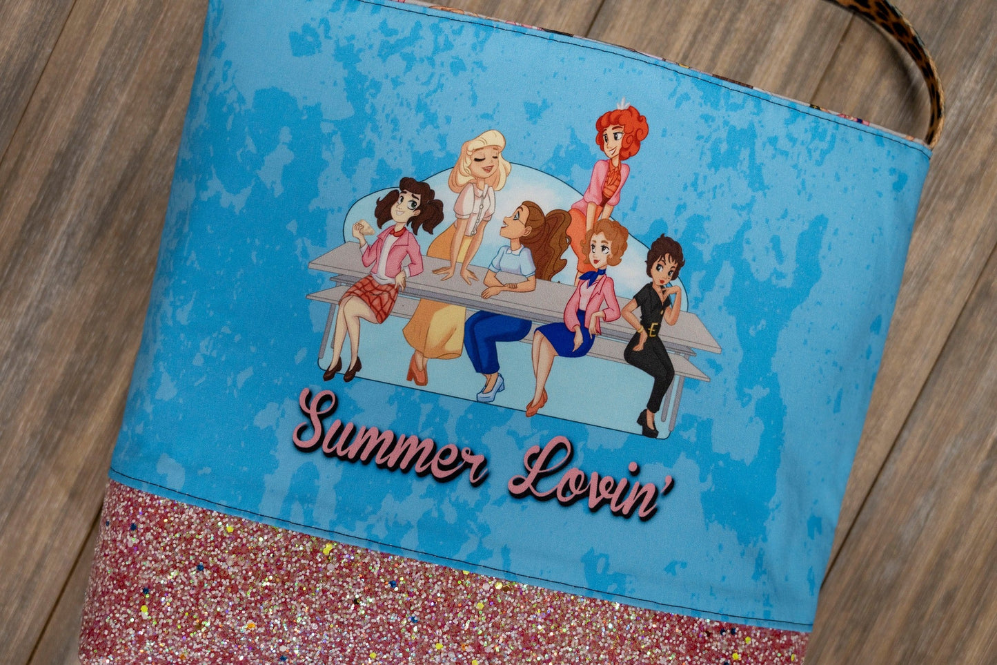 SUMMER LOVIN' PANEL