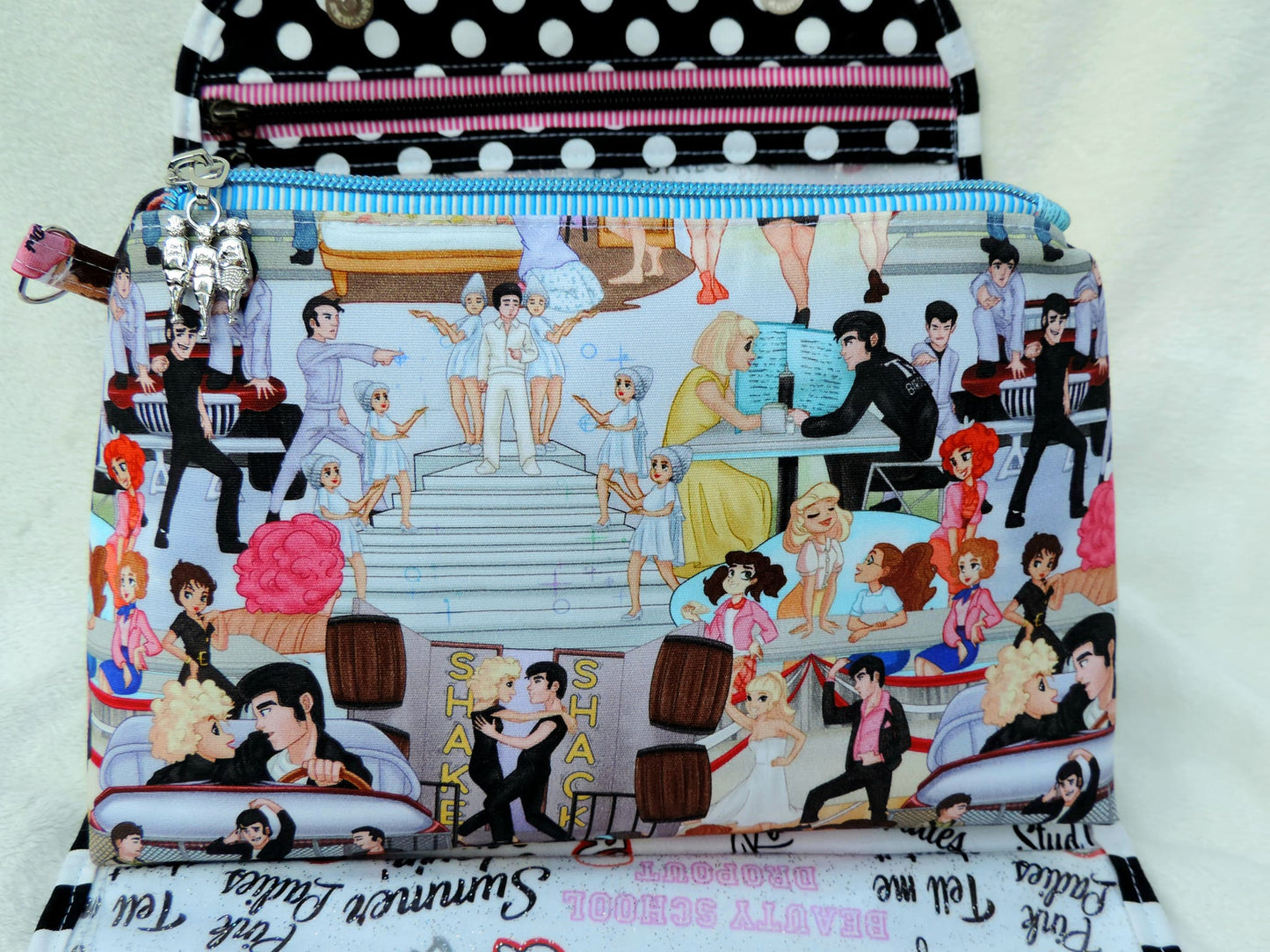 PREORDER - SUMMER LOVIN'