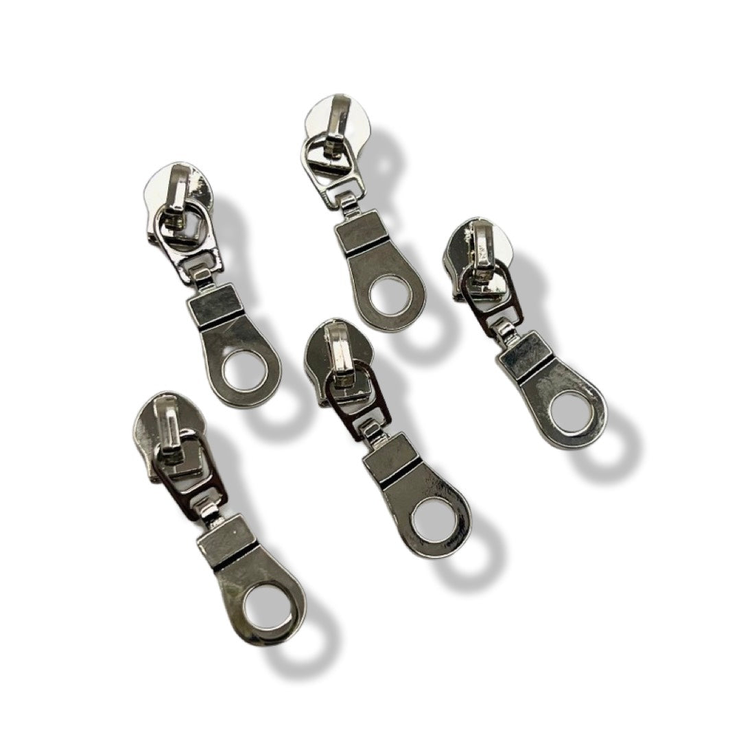 #5 Hole Zipper Pull